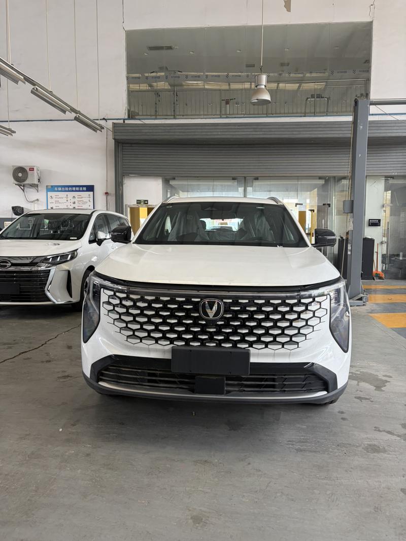 Changan CS55 Plus, 2026 — фото 2 из 11