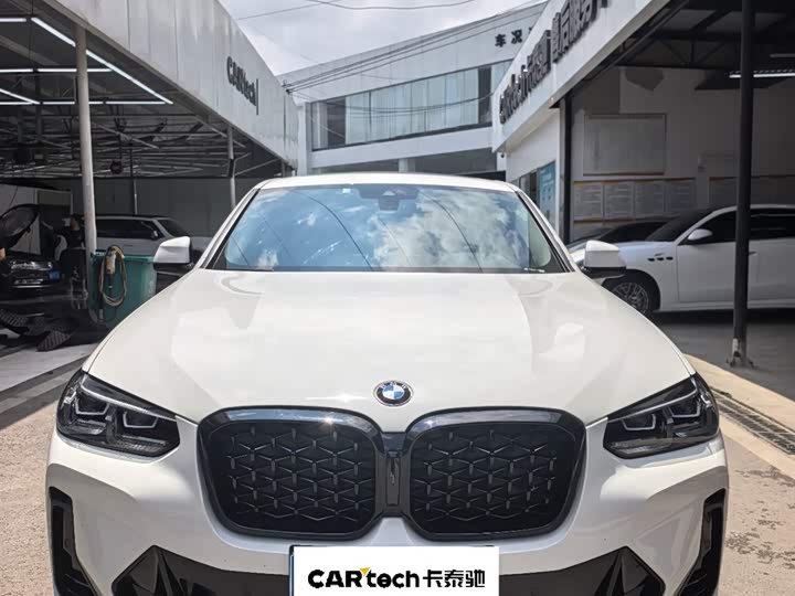 BMW X4, 2022 — фото 2 из 9