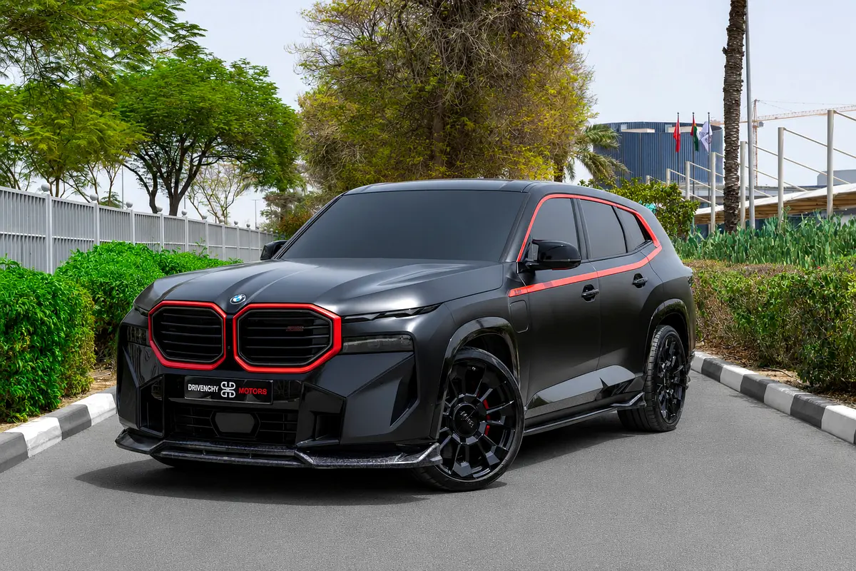 BMW XM, 2025
