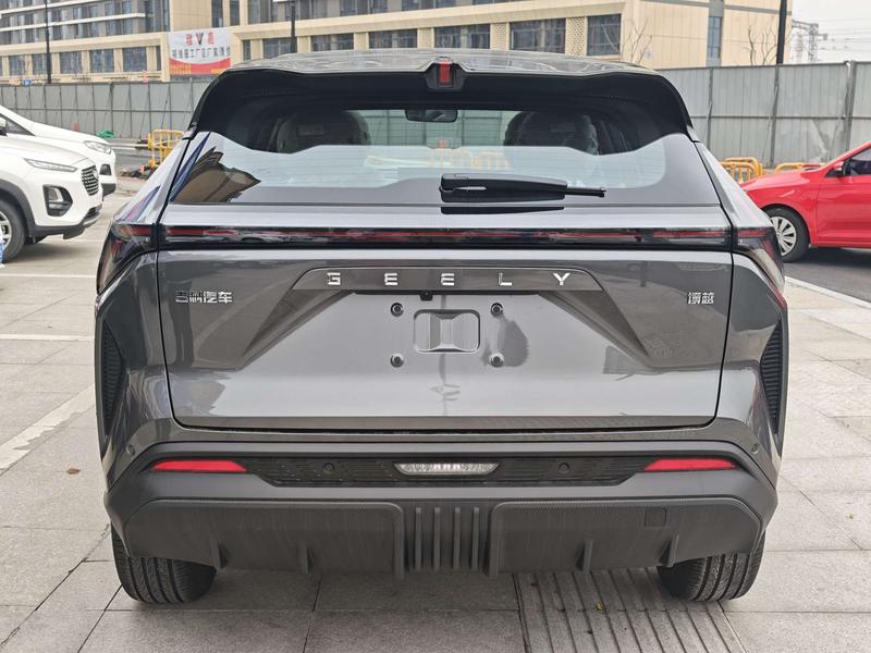 Geely Atlas, 2026 — фото 4 из 11