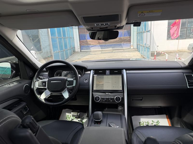 Land Rover Discovery, 2023 — фото 8 из 12