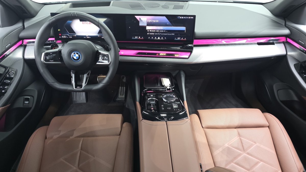 BMW 5 Series, 2025 — фото 6 из 12