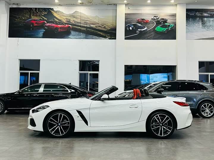 BMW Z4, 2023 — фото 3 из 9