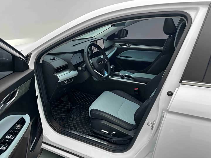 Geely Emgrand L, 2022 — фото 9 из 9