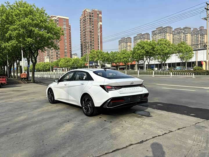 Hyundai Elantra N line, 2025 — фото 8 из 9