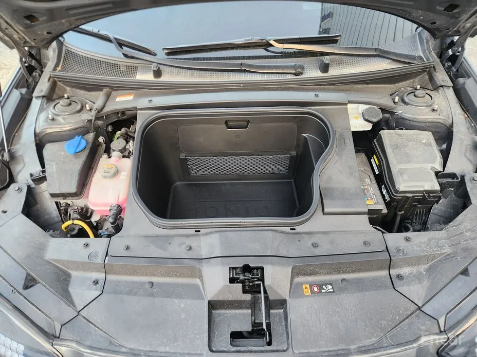 Hyundai Ioniq 6, 2023 — фото 6 из 12