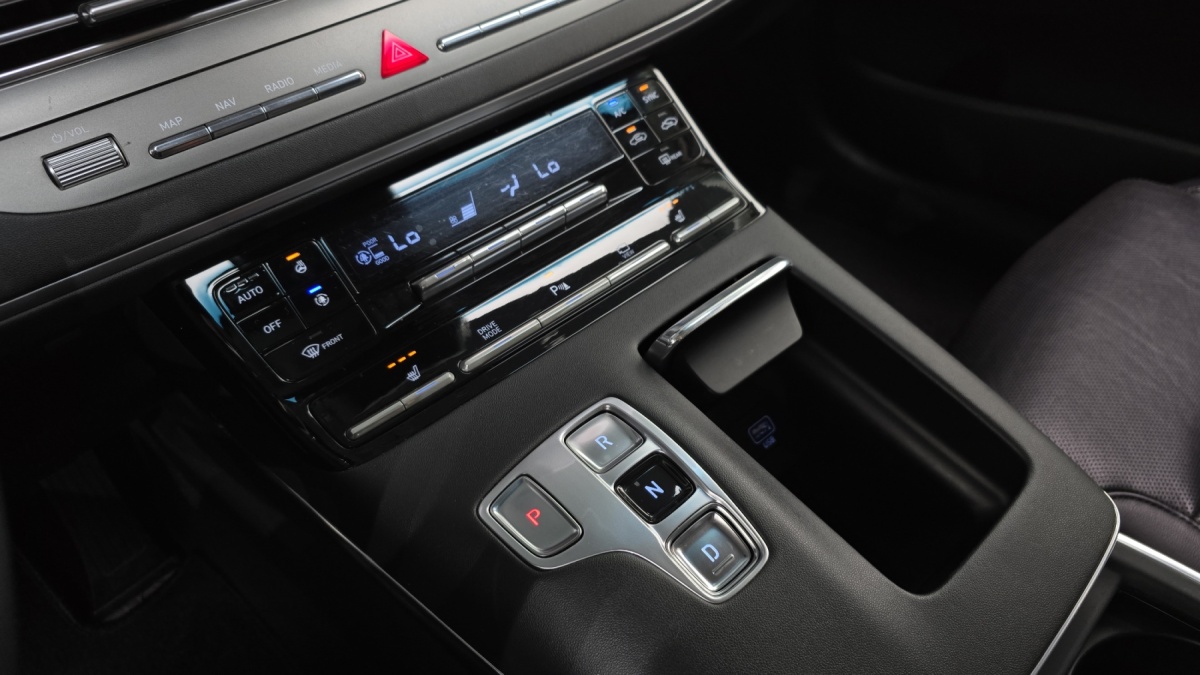 Hyundai Grandeur, 2021 — фото 8 из 12
