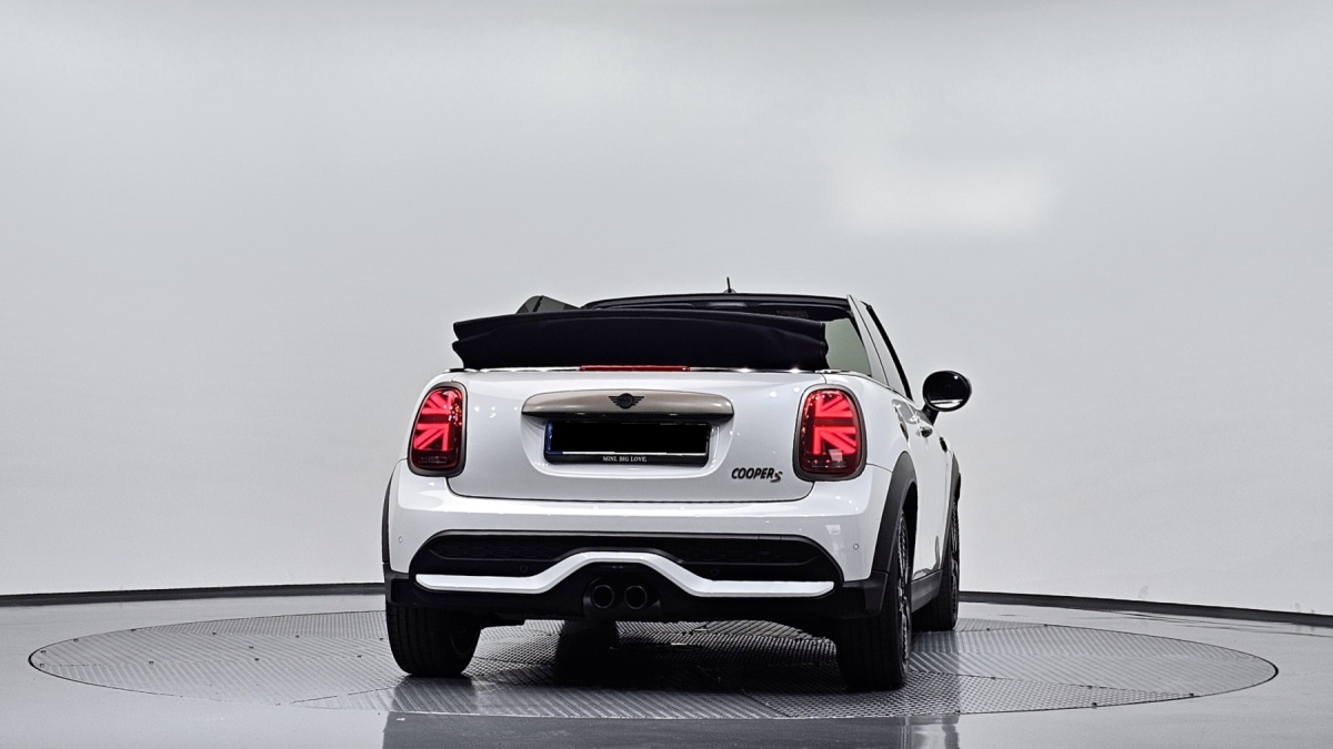 Mini Cooper Convertible, 2023 — фото 4 из 12
