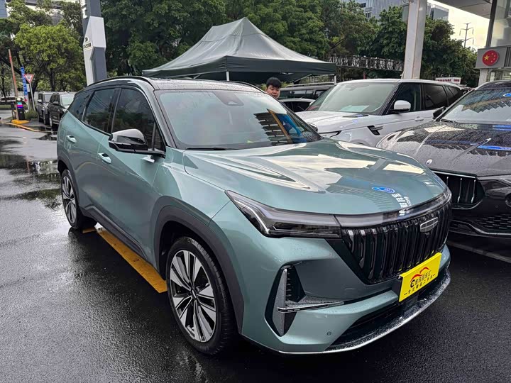 Geely Atlas L, 2025 — фото 3 из 9