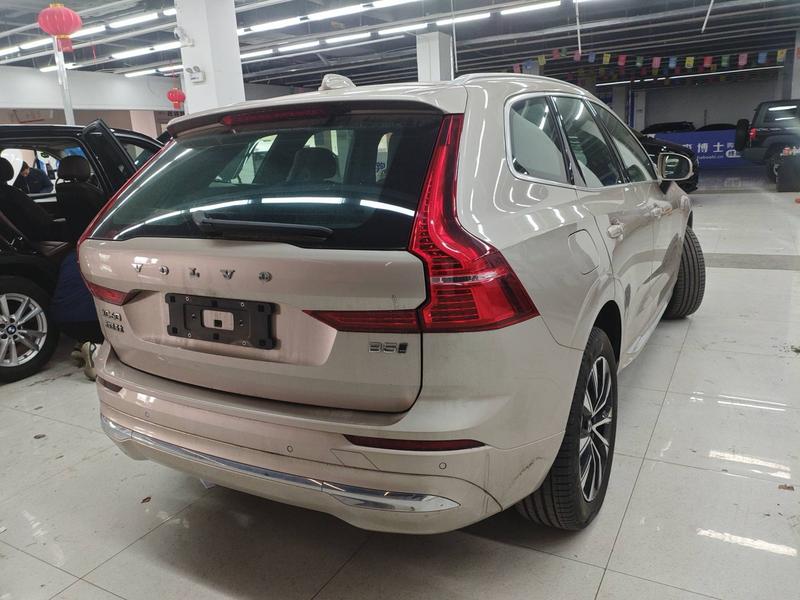 Volvo XC60, 2025 — фото 4 из 9