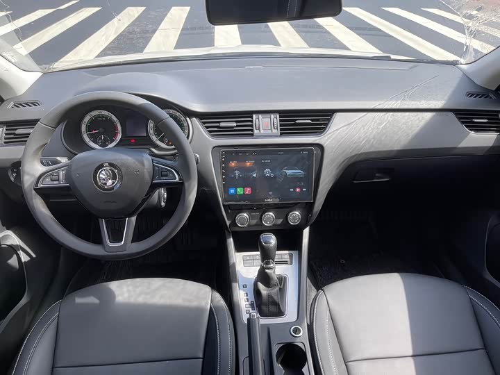 Skoda Octavia Pro, 2022 — фото 6 из 9