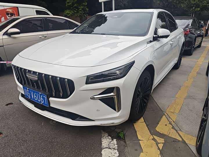 Geely Preface L, 2024 — купить в Санкт-Петербурге под ключ
