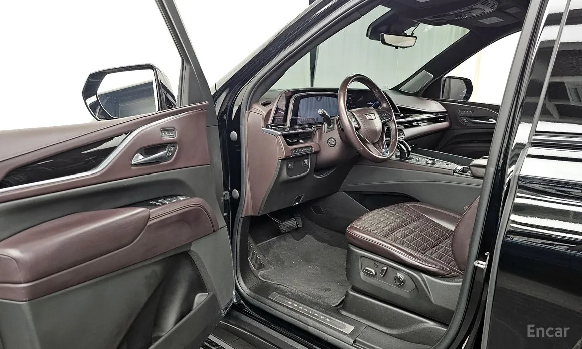 Cadillac Escalade, 2022 — фото 10 из 12