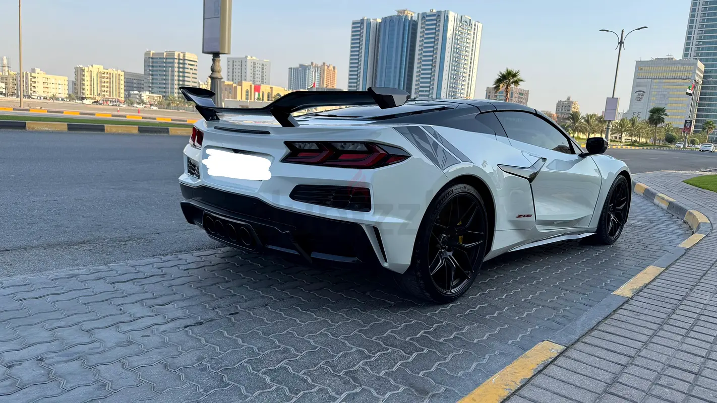 Chevrolet Corvette, 2023 — фото 4 из 10