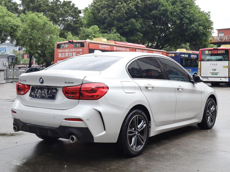 BMW 1 Series, 2022 — фото 7 из 12