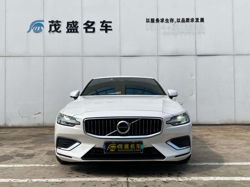 Volvo S60, 2021 — фото 2 из 12