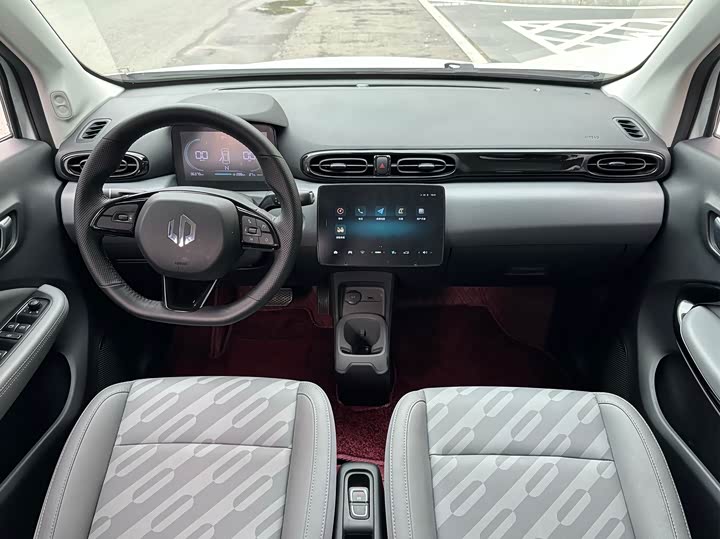 Leapmotor T03, 2024 — фото 8 из 9