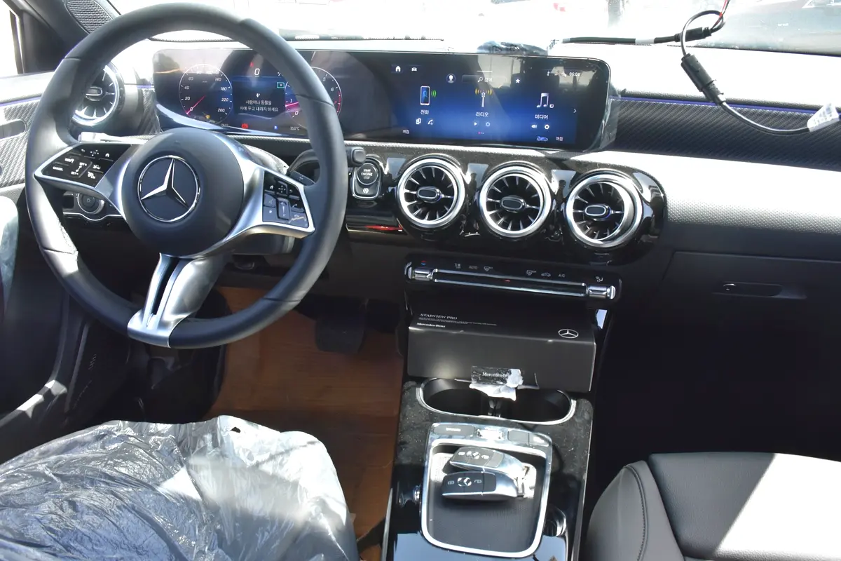 Mercedes-Benz A-Class, 2024 — фото 9 из 10