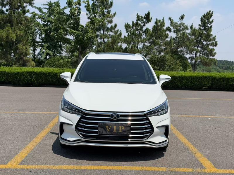BYD Song Max, 2022 — фото 2 из 10