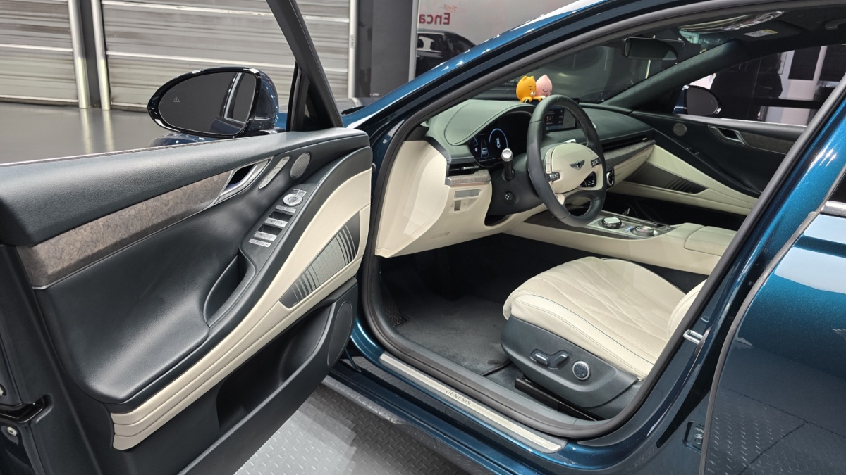 Genesis G80, 2023 — фото 9 из 12