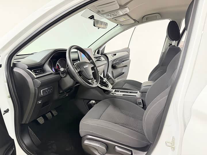 Haval M6, 2023 — фото 7 из 9