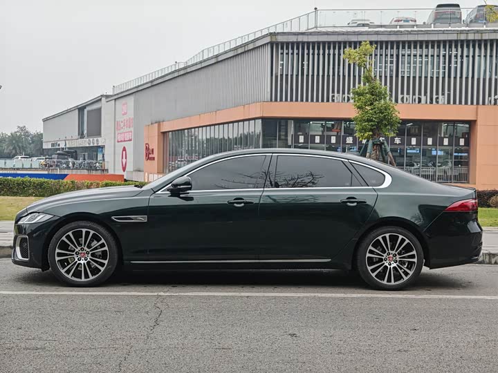 Jaguar XF L, 2025 — фото 3 из 9