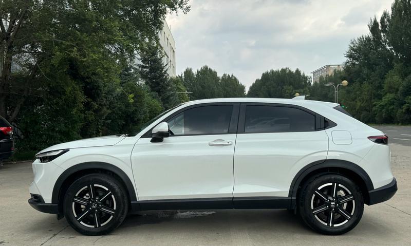 Honda Vezel, 2022 — фото 4 из 12