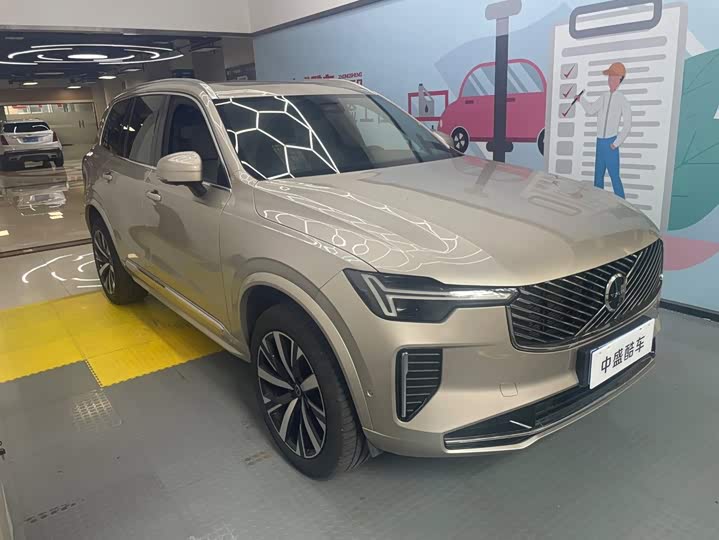 Volvo XC90, 2025 — фото 2 из 9