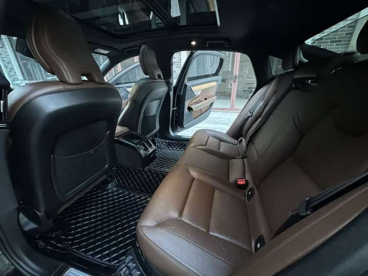 Volvo S90, 2021 — фото 8 из 9