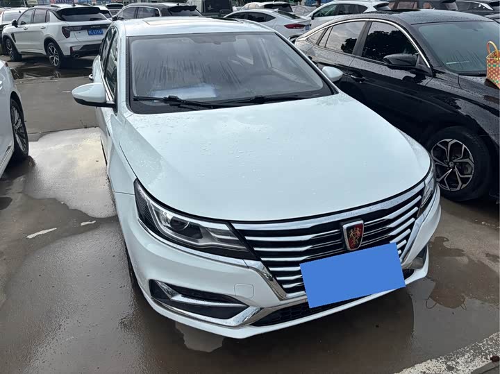Roewe i6, 2023 — фото 3 из 9