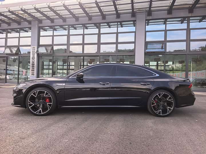 Audi A7L, 2025 — фото 4 из 9