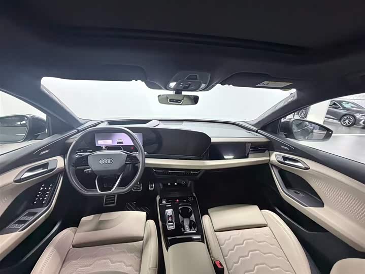 Audi Q6L e-tron Sportback, 2025 — фото 6 из 9