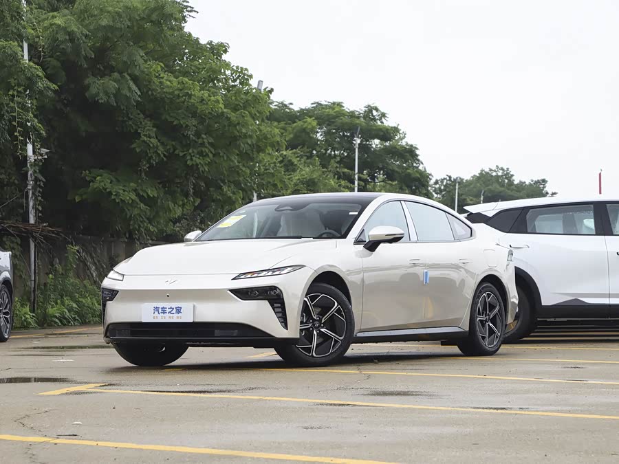 Dongfeng Yipai eπ 007, 2026 — купить в Ярославле под ключ