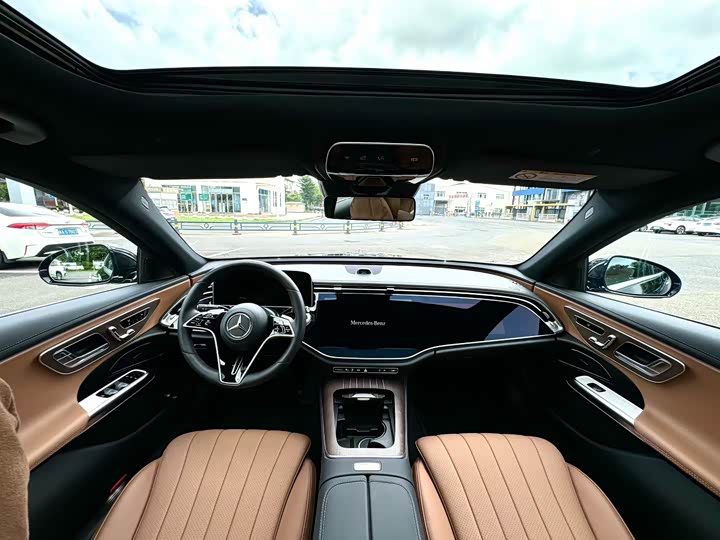 Mercedes-Benz E-Class Hybrid, 2024 — фото 5 из 9