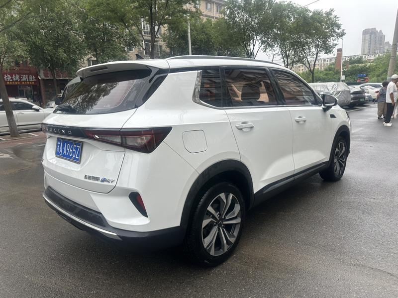 Wuling Asta, 2022 — фото 5 из 9