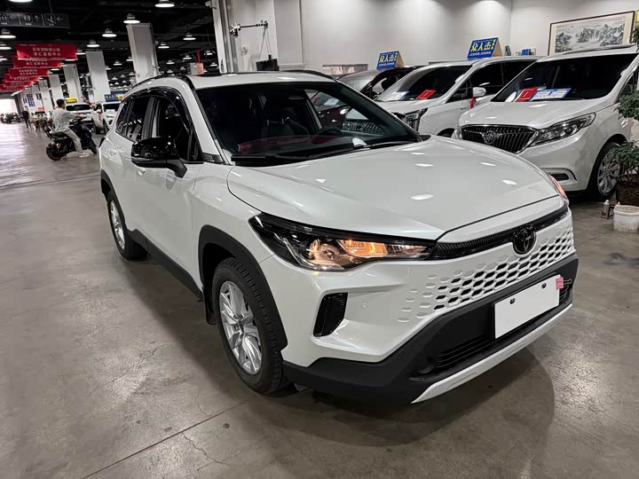 Toyota Corolla Cross, 2026 — фото 3 из 9