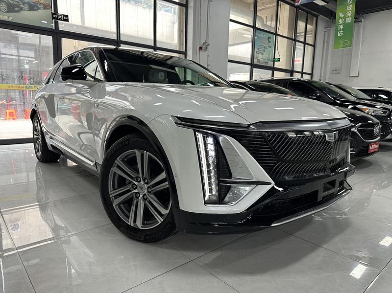 Cadillac Lyriq, 2023 — фото 3 из 12