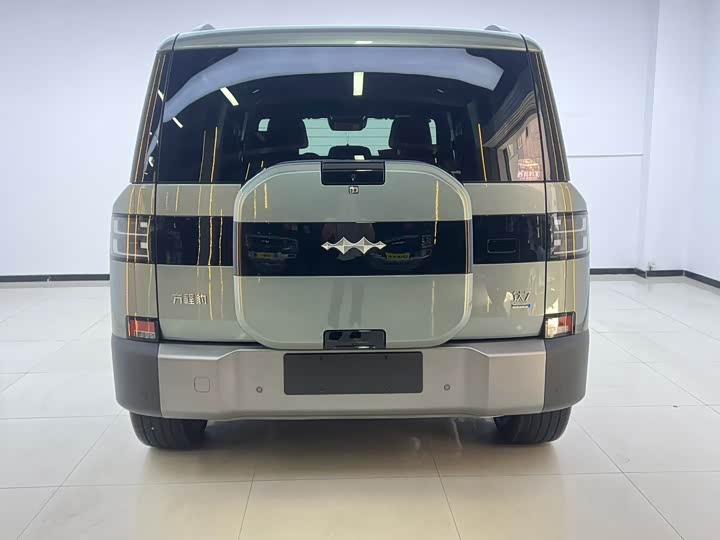 BYD FangChengBao Titanium 7 (Tai 7), 2026 — фото 8 из 9