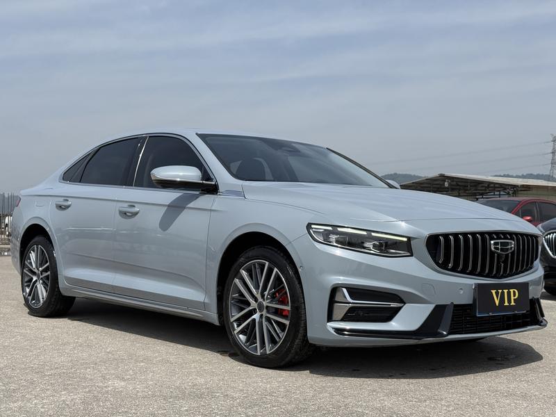 Geely Preface, 2022 — фото 3 из 12