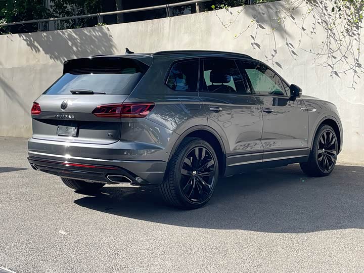Volkswagen Touareg, 2022 — фото 7 из 9