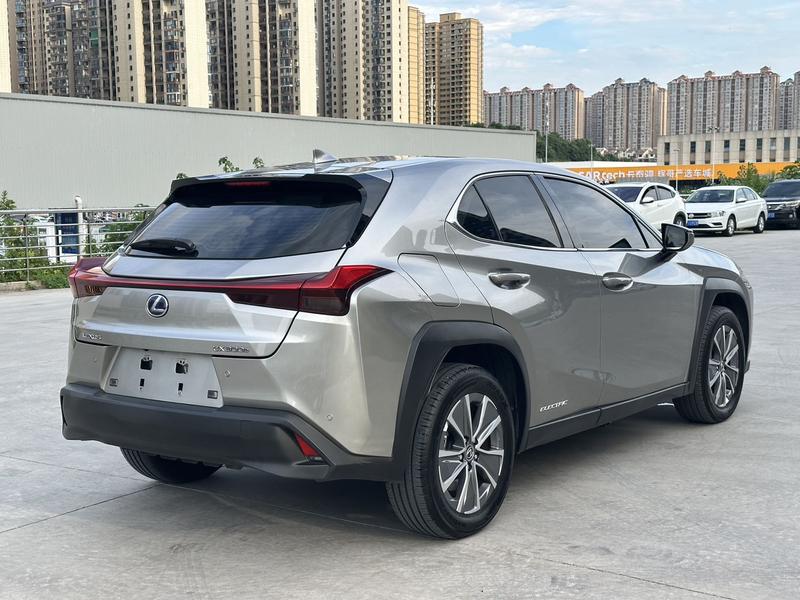 Lexus UX Hybrid, 2022 — фото 7 из 12