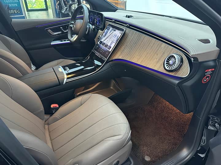 Mercedes-Benz EQE SUV, 2025 — фото 7 из 9