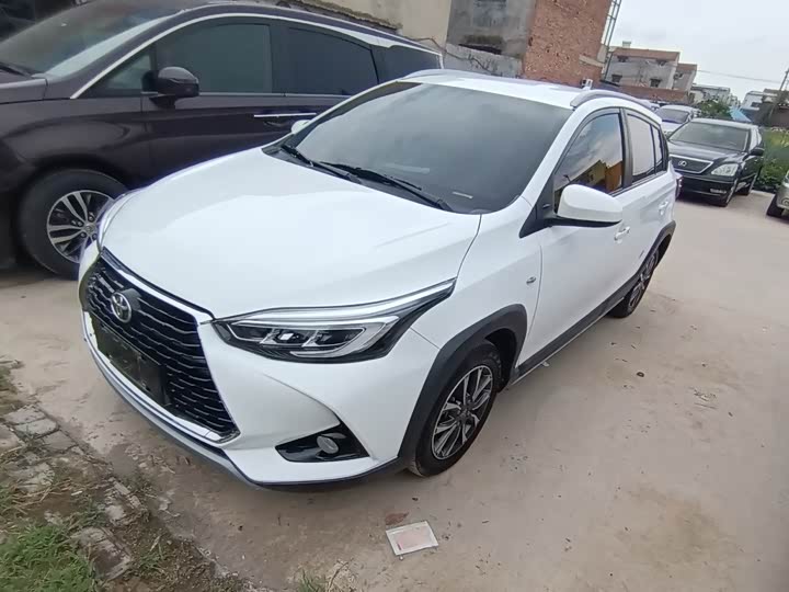 Toyota Yaris L Hatchback, 2022 — купить в Орле под ключ