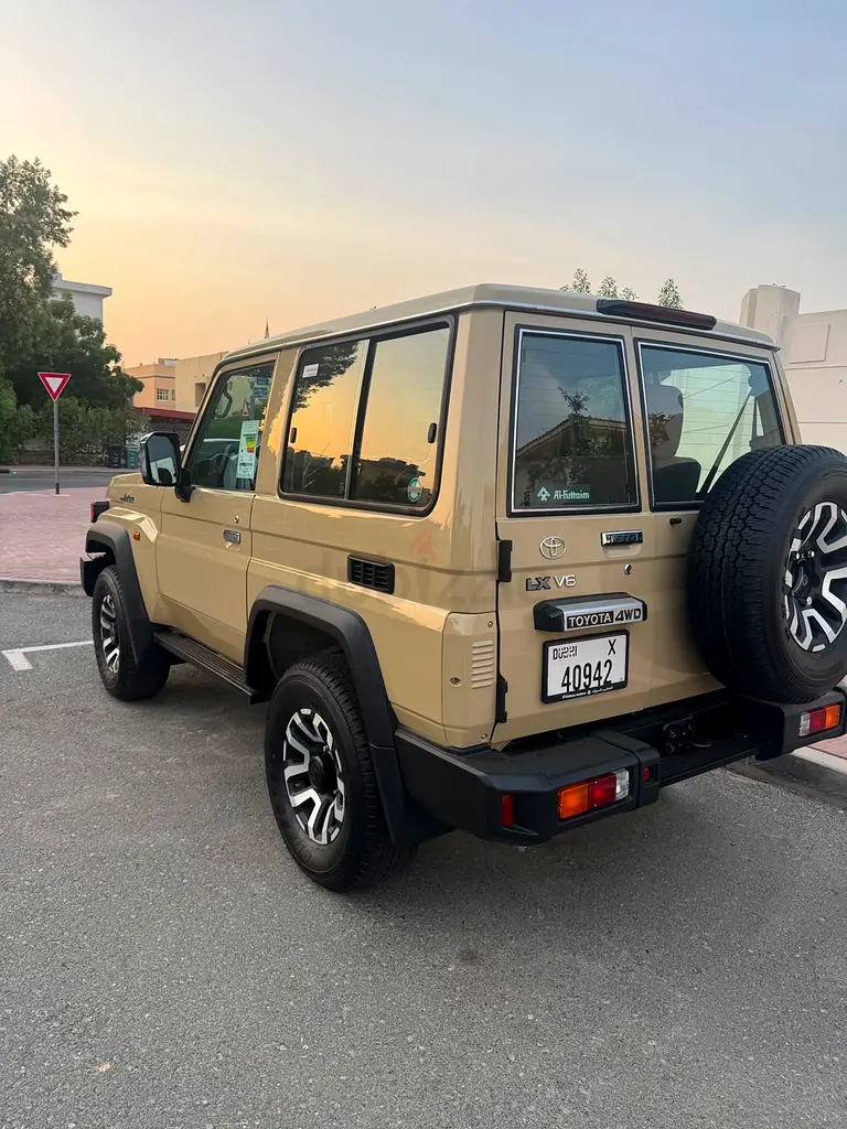 Toyota Land Cruiser 70 Series, 2026 — фото 3 из 10