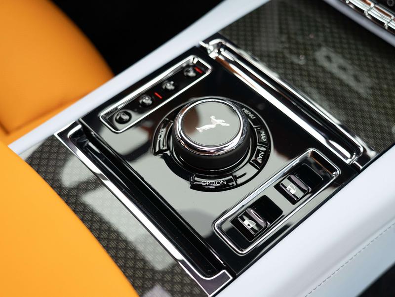 Rolls-Royce Ghost, 2023 — фото 8 из 12