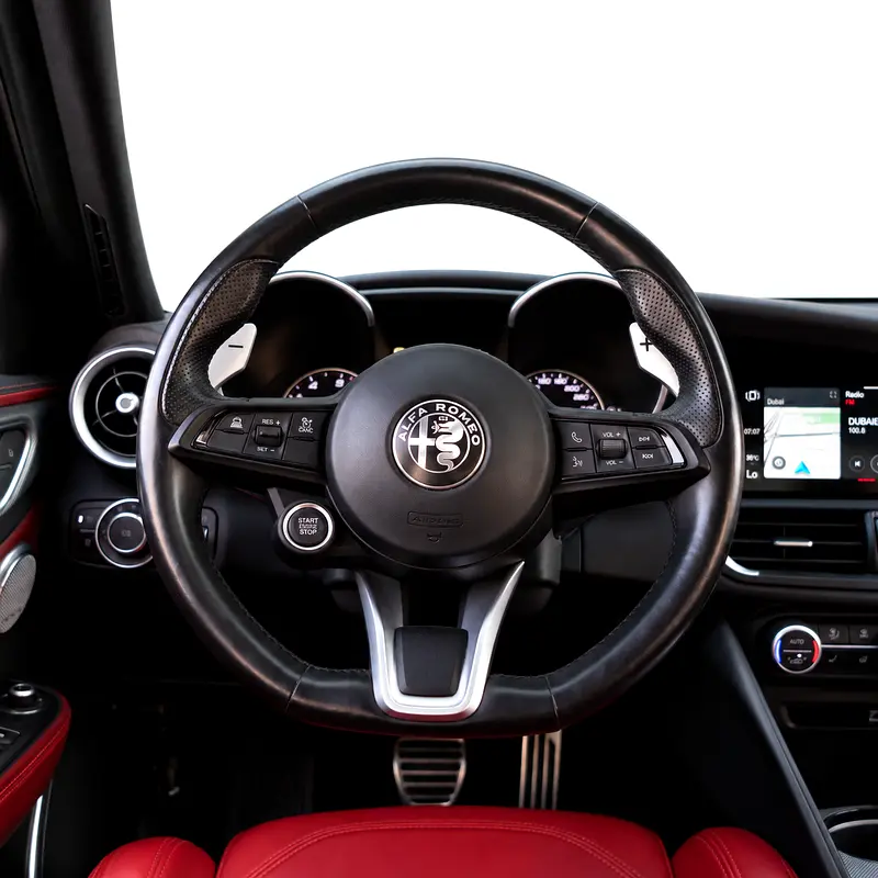 Alfa Romeo Giulia, 2022 — фото 8 из 10