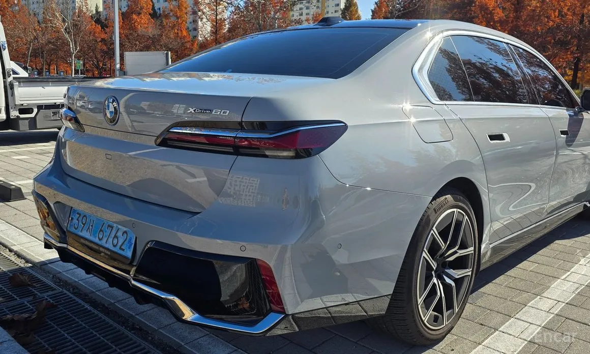 BMW i7, 2023 — фото 4 из 12