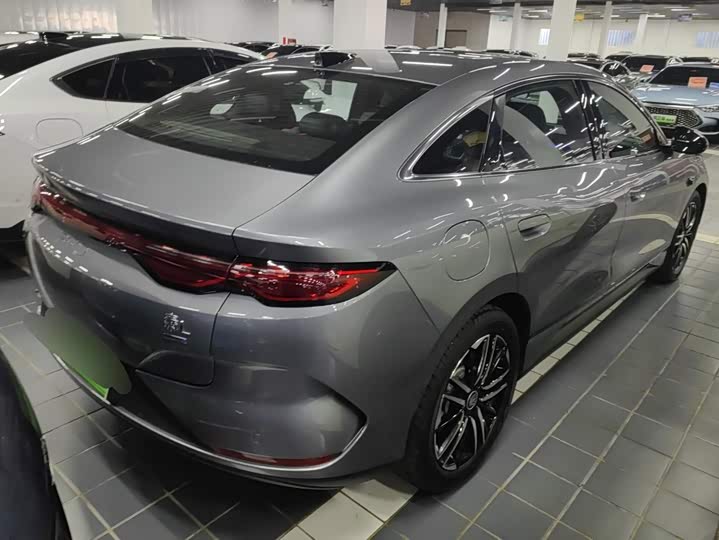 BYD Qin L, 2025 — фото 3 из 9