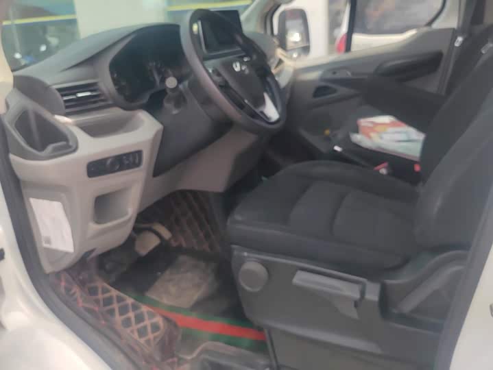 Maxus V90, 2023 — фото 9 из 9