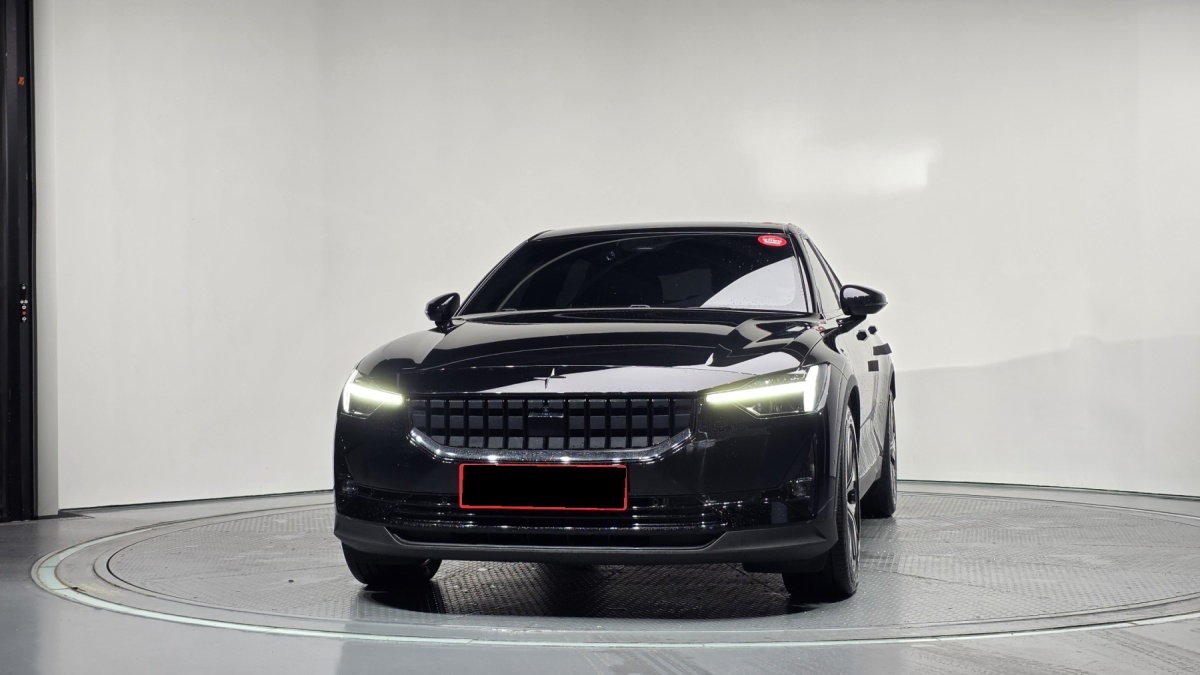 Polestar 2, 2022 — фото 3 из 12
